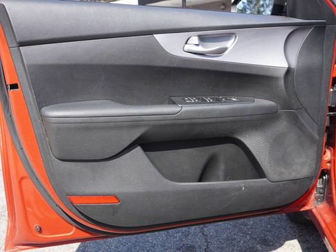 Used 2022 Kia Forte LXS image 18