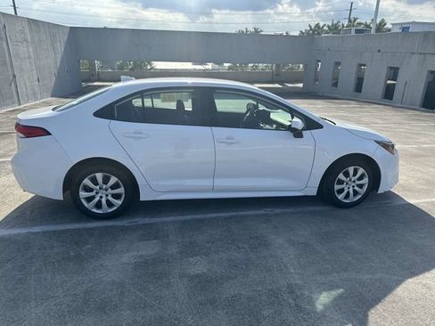 Used 2024 Toyota Corolla LE FWD image 35