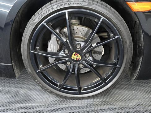 Used 2018 Porsche 718 Cayman RWD image 35