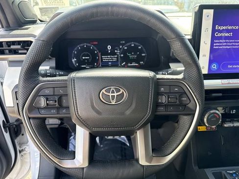 Used 2024 Toyota Tacoma TRD Sport w/ TRD Sport Upgrade Package AWD/4WD image 28