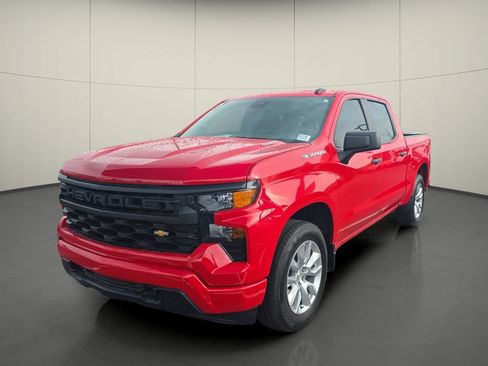 Used 2025 Chevrolet Silverado 1500 Custom RWD image 4