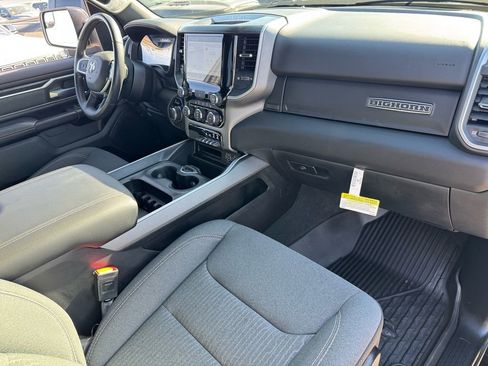 Used 2022 RAM 1500 Big Horn AWD/4WD image 26