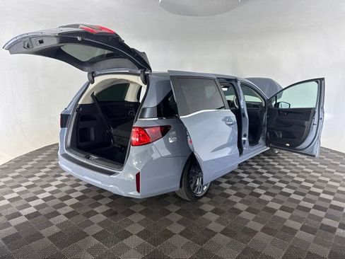 Used 2026 Honda Odyssey Touring image 18