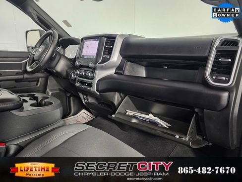 Used 2024 RAM 2500 Big Horn w/ Bed Utility Group image 32