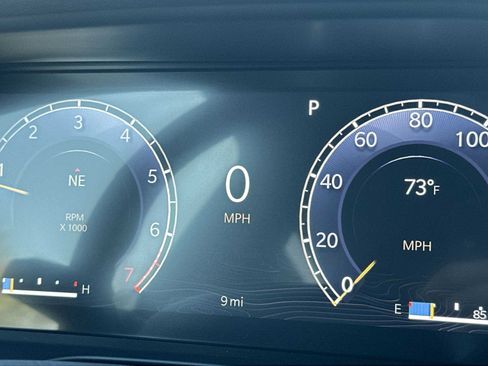 New 2025 Jeep Grand Cherokee L Laredo w/ Luxury Tech Group I image 10