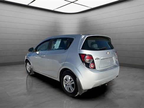 Used 2012 Chevrolet Sonic LT image 4
