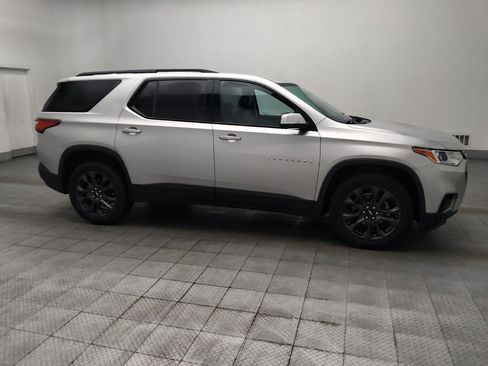 Used 2020 Chevrolet Traverse RS w/ LPO, Floor Liner Package FWD image 11