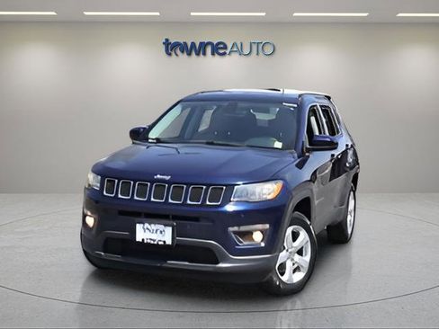 Used 2019 Jeep Compass Latitude AWD/4WD image 9