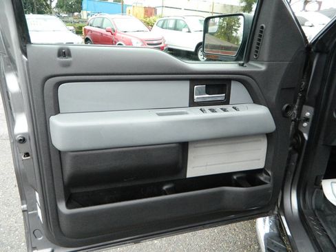 Used 2013 Ford F150 XLT w/ XLT Chrome Pkg image 21