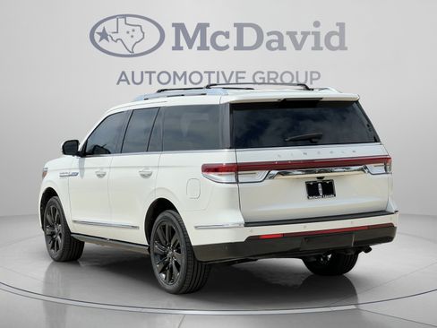 Certified 2024 Lincoln Navigator Reserve AWD/4WD image 5