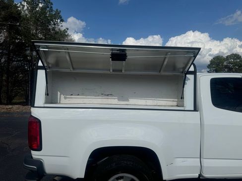 Certified 2021 Chevrolet Colorado W/T w/ WT Convenience Package image 9