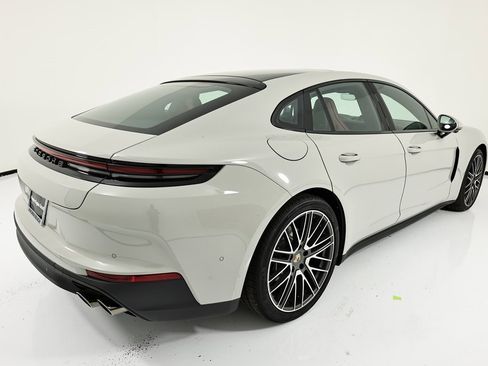 New 2026 Porsche Panamera 4 image 7