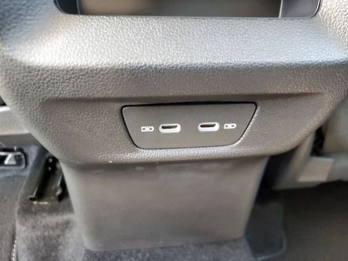 Certified 2025 Volkswagen Tiguan S image 12