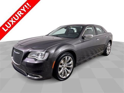 Used 2018 Chrysler 300 Limited image 1