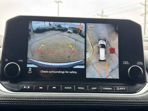 Used 2023 Nissan Rogue Platinum w/ Platinum Premium Package image 26