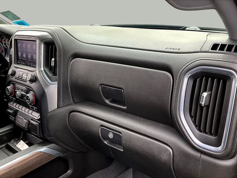 Used 2021 Chevrolet Silverado 1500 RST w/ Convenience Package II AWD/4WD image 17