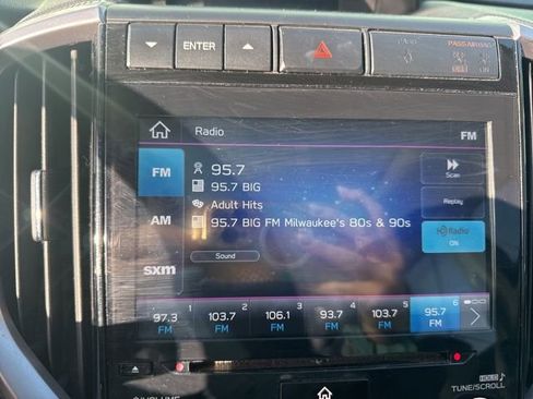 Used 2020 Subaru Ascent Limited w/ Technology Package image 8