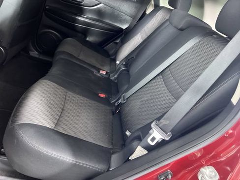 Used 2020 Nissan Rogue SV FWD image 24