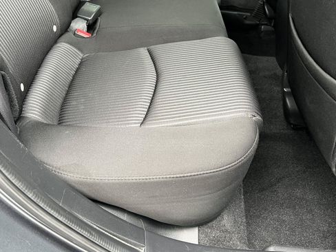 Used 2016 MAZDA MAZDA3 i Touring w/ Popular Equipment Package FWD image 21