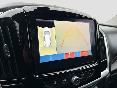 Used 2018 Chevrolet Traverse LT image 14