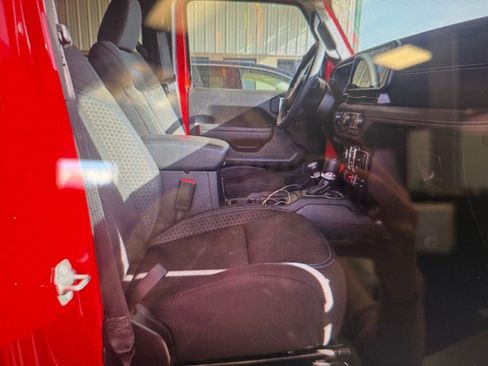 Used 2025 Jeep Wrangler Unlimited Rubicon 4xe w/ Safety Group image 14