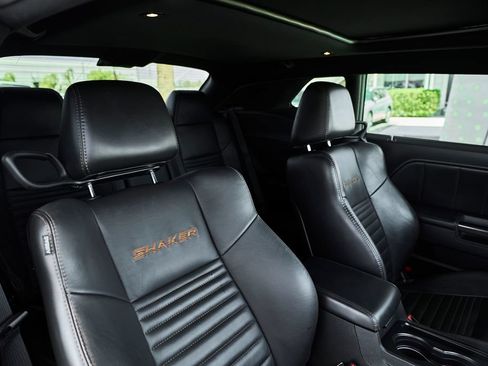 Used 2014 Dodge Challenger R/T RWD image 36