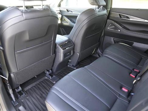 Certified 2025 INFINITI QX60 Luxe w/ Cargo Package image 29