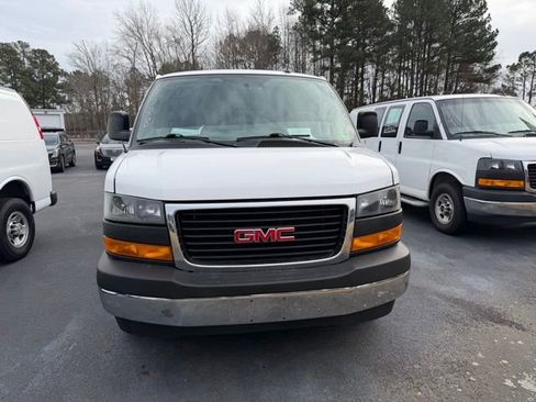 Used 2024 GMC Savana 2500 w/ Driver Convenience Package image 2