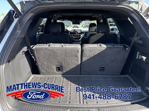 Used 2025 Ford Explorer ST AWD/4WD image 14