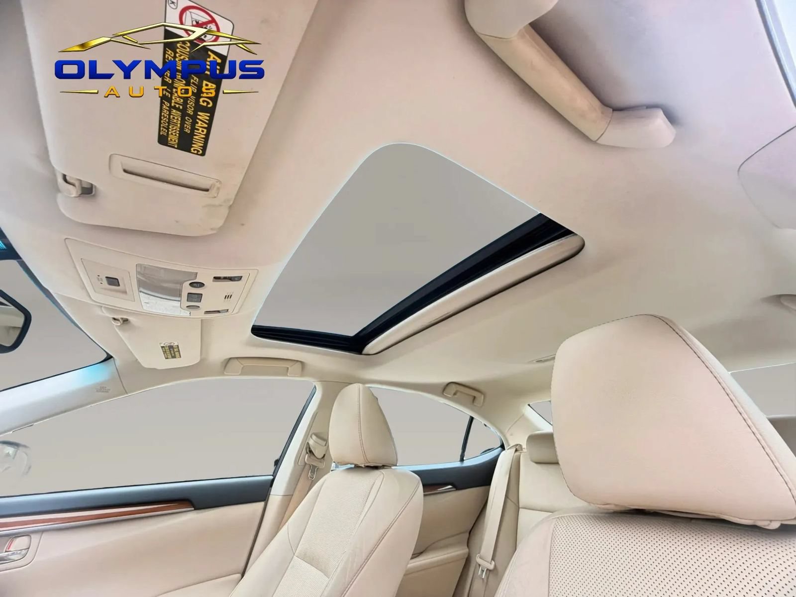 Used 2015 Lexus ES 300h w/ Navigation System Package FWD image 24