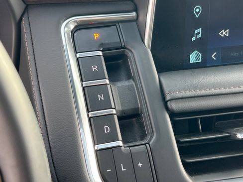 Used 2024 Chevrolet Tahoe High Country w/ Max Trailering Package image 19