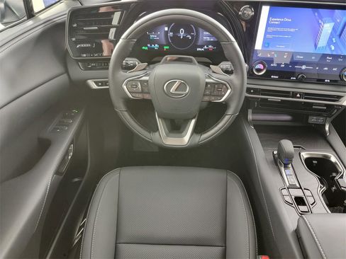 New 2026 Lexus RX 450h AWD image 27