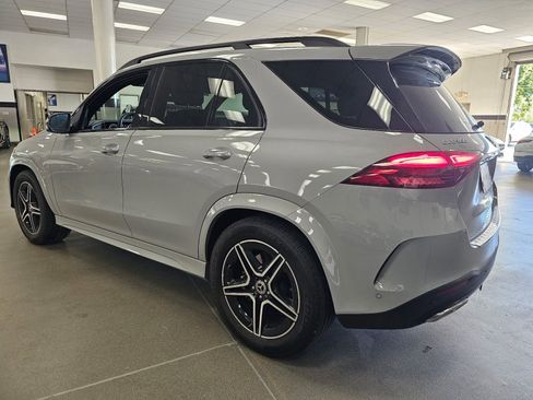 Used 2025 Mercedes-Benz GLE 450 4MATIC image 3