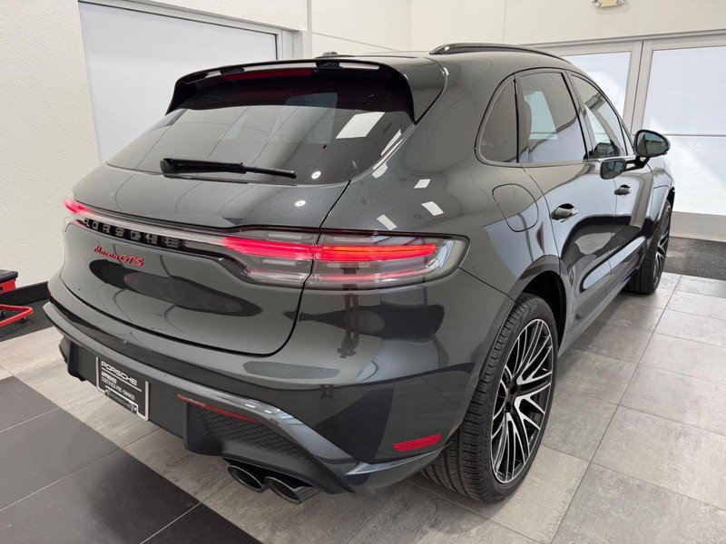 Certified 2024 Porsche Macan GTS AWD/4WD image 7