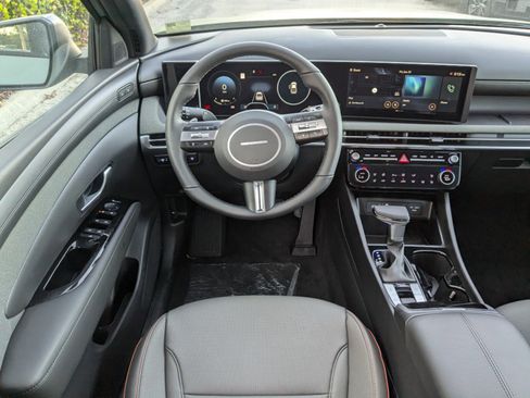 New 2025 Hyundai Santa Cruz Limited image 16