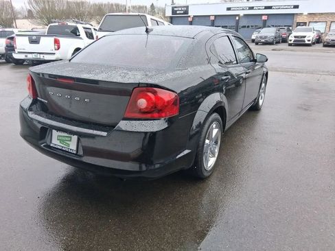 Used 2013 Dodge Avenger SE image 7