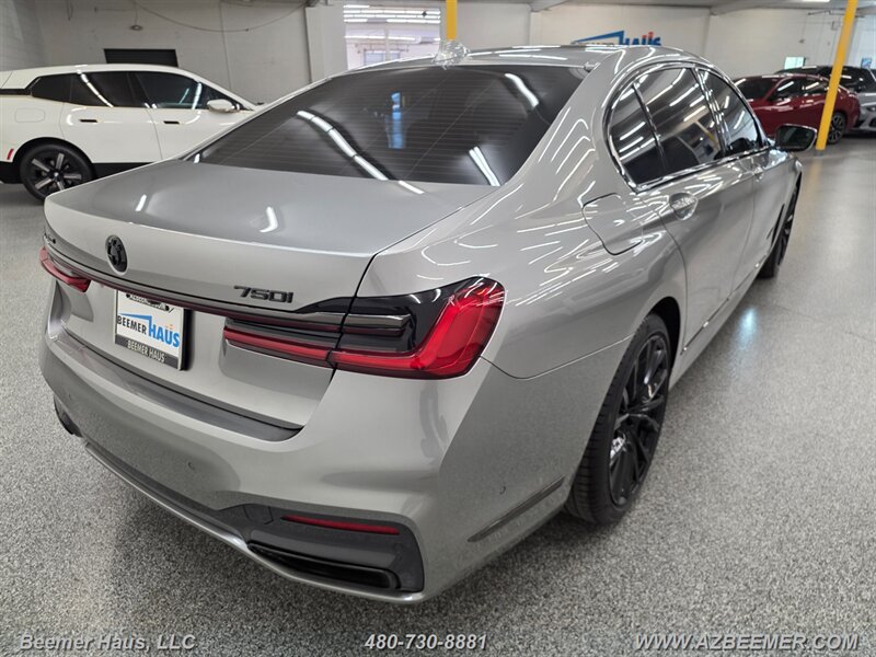 Used 2020 BMW 750i xDrive w/ Executive Package AWD/4WD image 11