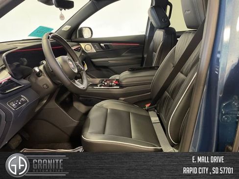 New 2026 Buick Enclave Avenir w/ Super Cruise Package AWD/4WD image 5