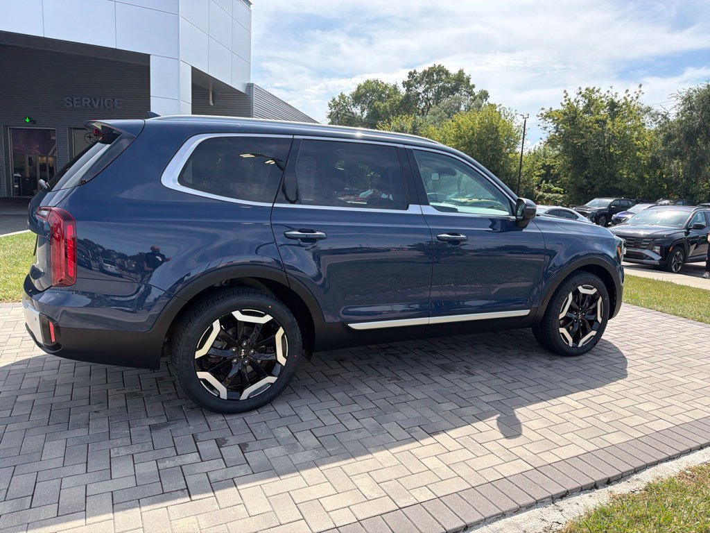 Used 2024 Kia Telluride S w/ S Sunroof Package AWD/4WD image 5