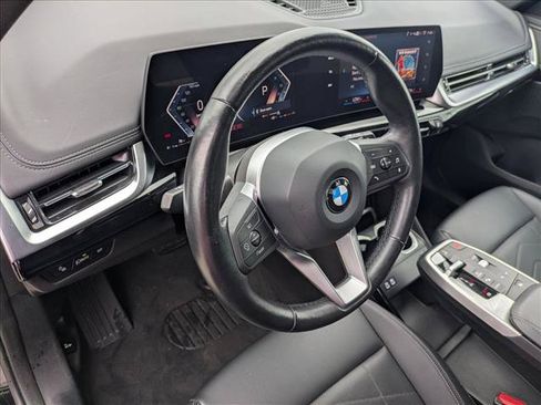 Used 2025 BMW X1 xDrive28i AWD/4WD image 10