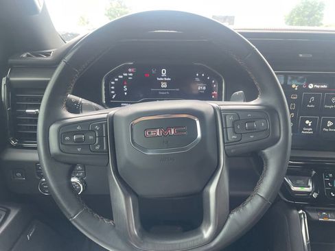 Used 2024 GMC Sierra 1500 AT4 w/ Technology Package AWD/4WD image 13