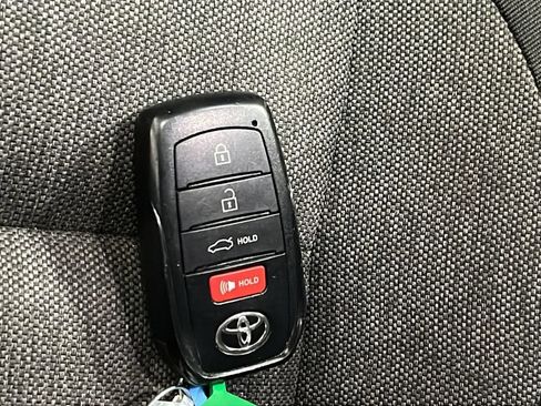 Used 2025 Toyota Camry LE FWD image 20