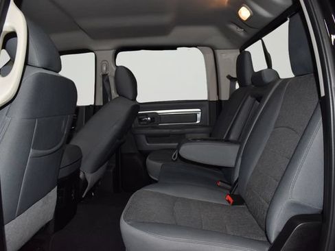 Used 2018 RAM 1500 Big Horn AWD/4WD image 19