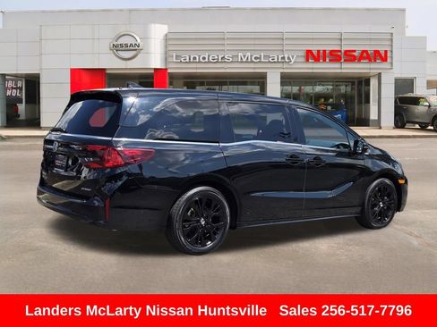 Used 2025 Honda Odyssey Sport-L image 3