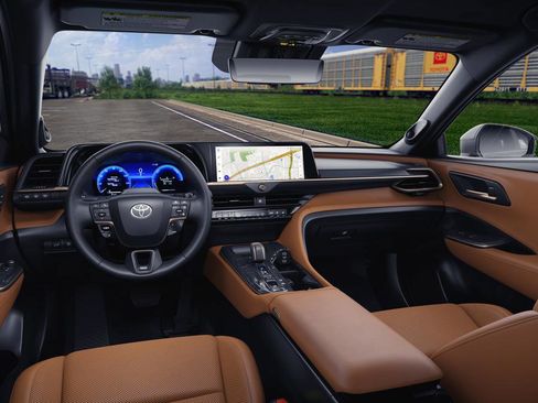 New 2025 Toyota Crown Signia image 47