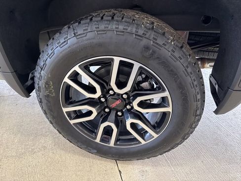 New 2026 GMC Sierra 1500 AT4 image 39