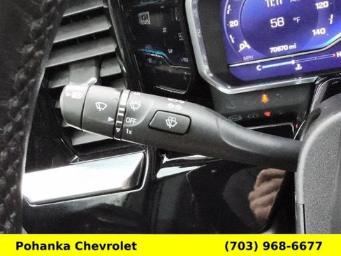 Certified 2022 Chevrolet Silverado 1500 LT w/ Z71 Off-Road Package AWD/4WD image 10