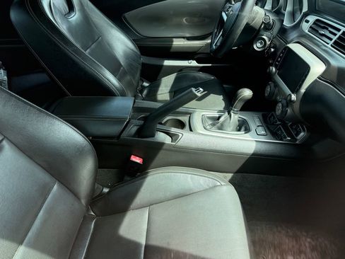 Used 2015 Chevrolet Camaro SS w/ RS Package RWD image 8
