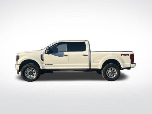 Used 2021 Ford F250 Platinum w/ FX4 Off-Road Package AWD/4WD image 2