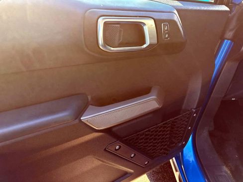 Used 2022 Ford Bronco Outer Banks w/ Sasquatch Package image 11